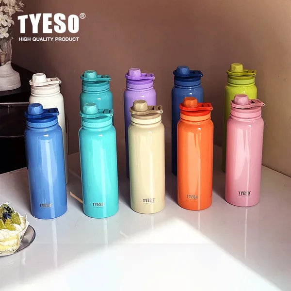 Insulated TYESO stainless steel bottles in assorted colors